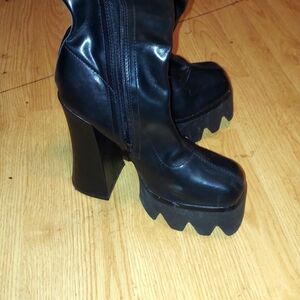 Platform punk rock mid calf side zipper boots size 7